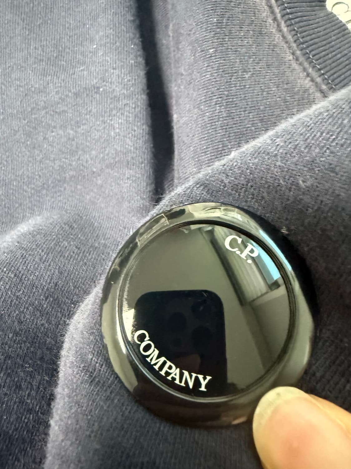 cp컴퍼니 맨투맨 상품이미지2