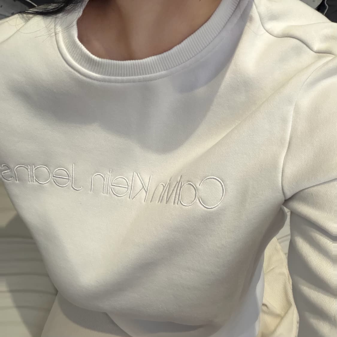 캘빈클라인 올화이트 맨투맨  상품이미지1