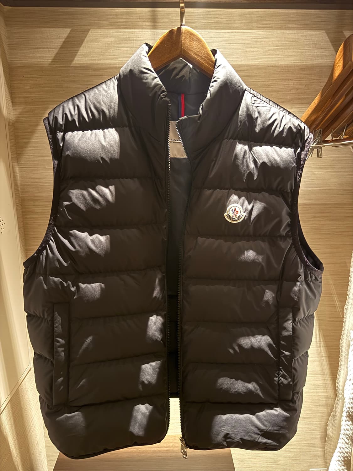 몽클레어 콘트린 블랙 5사이즈 상품이미지1