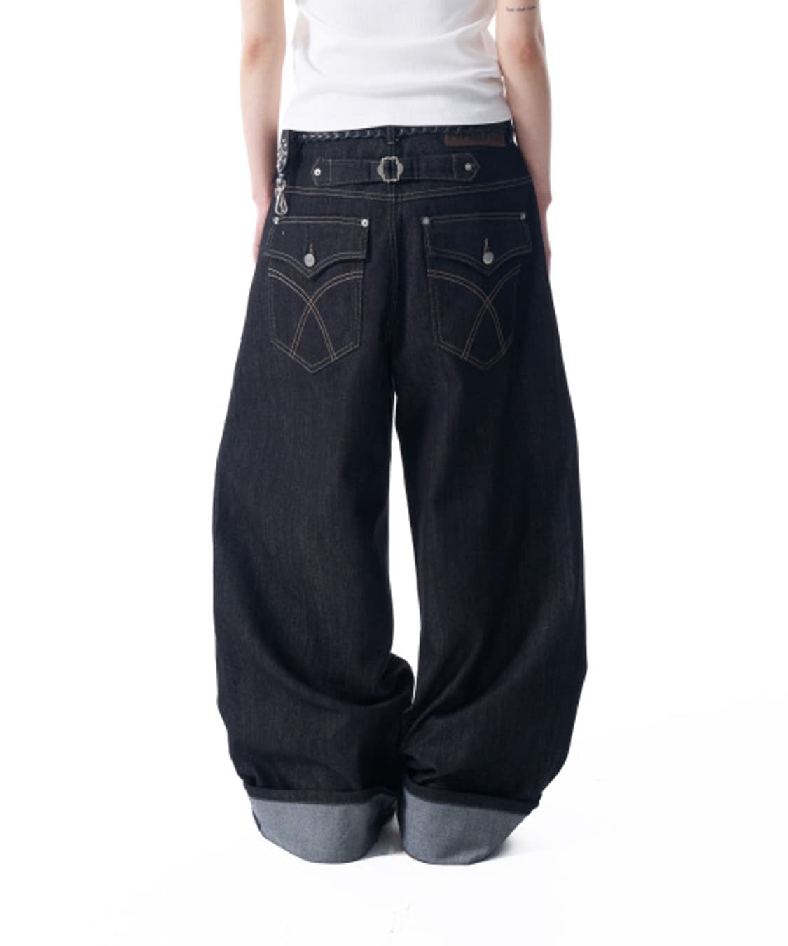[2] 아캄 Cinch Back Denim Pants Black 상품이미지1