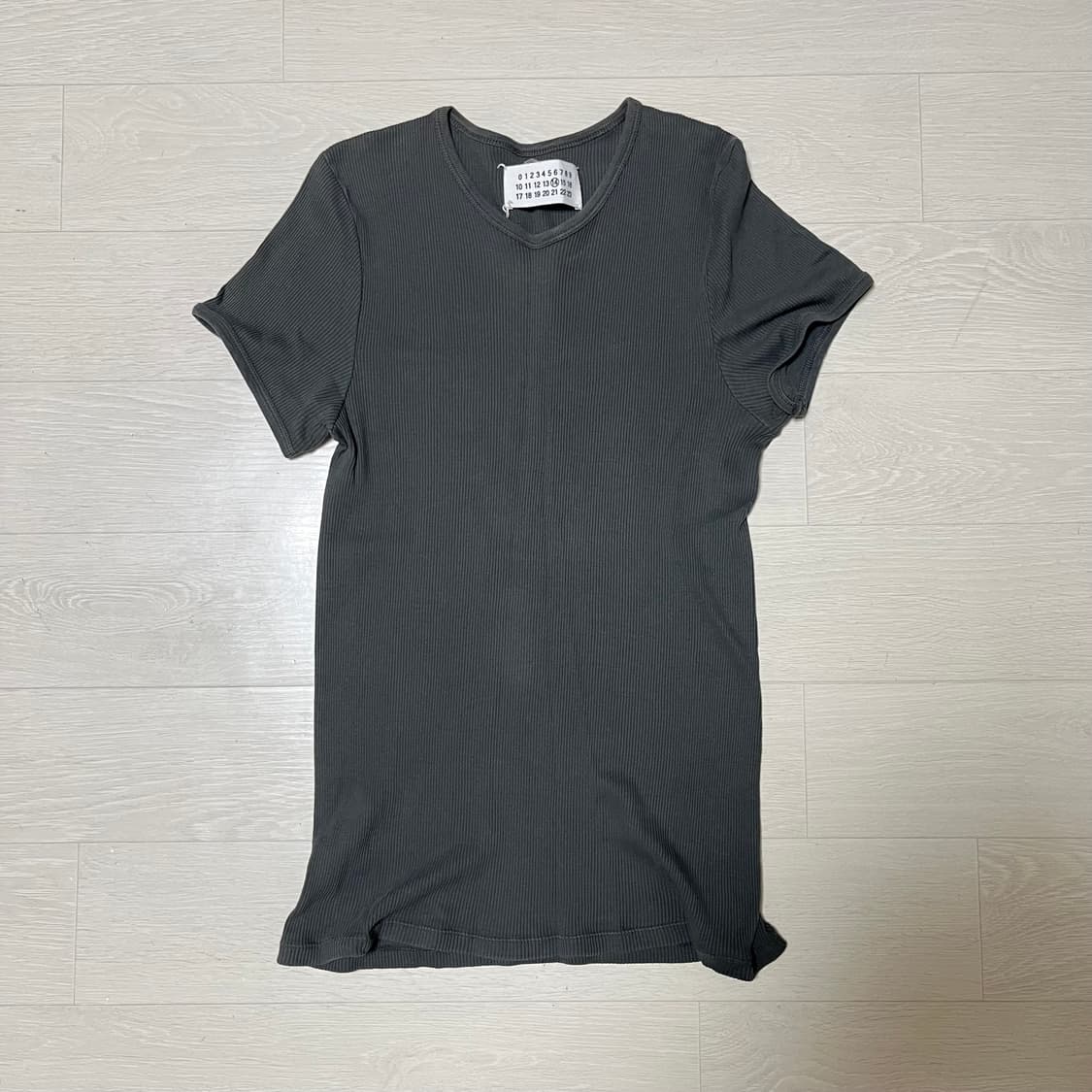 마틴 마르지엘라 08AW 밀리터리 립 써멀 티셔츠 상품이미지1
