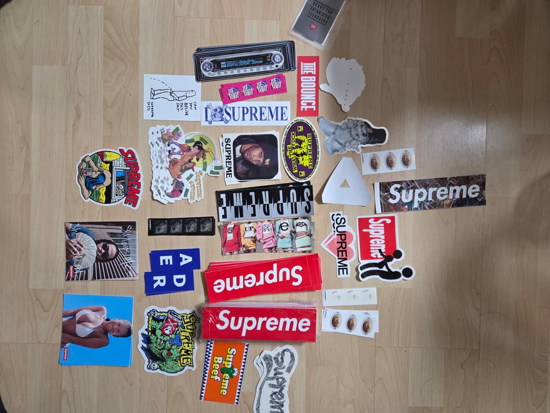 슈프림 스티커 모음 팔아요!!(24fw~25fw) 상품이미지1