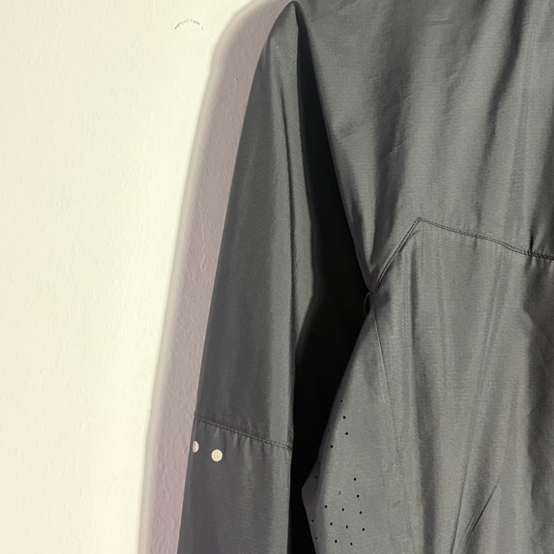 나이키 빈티지 블랙 기능성 바람막이 자켓 상품이미지3