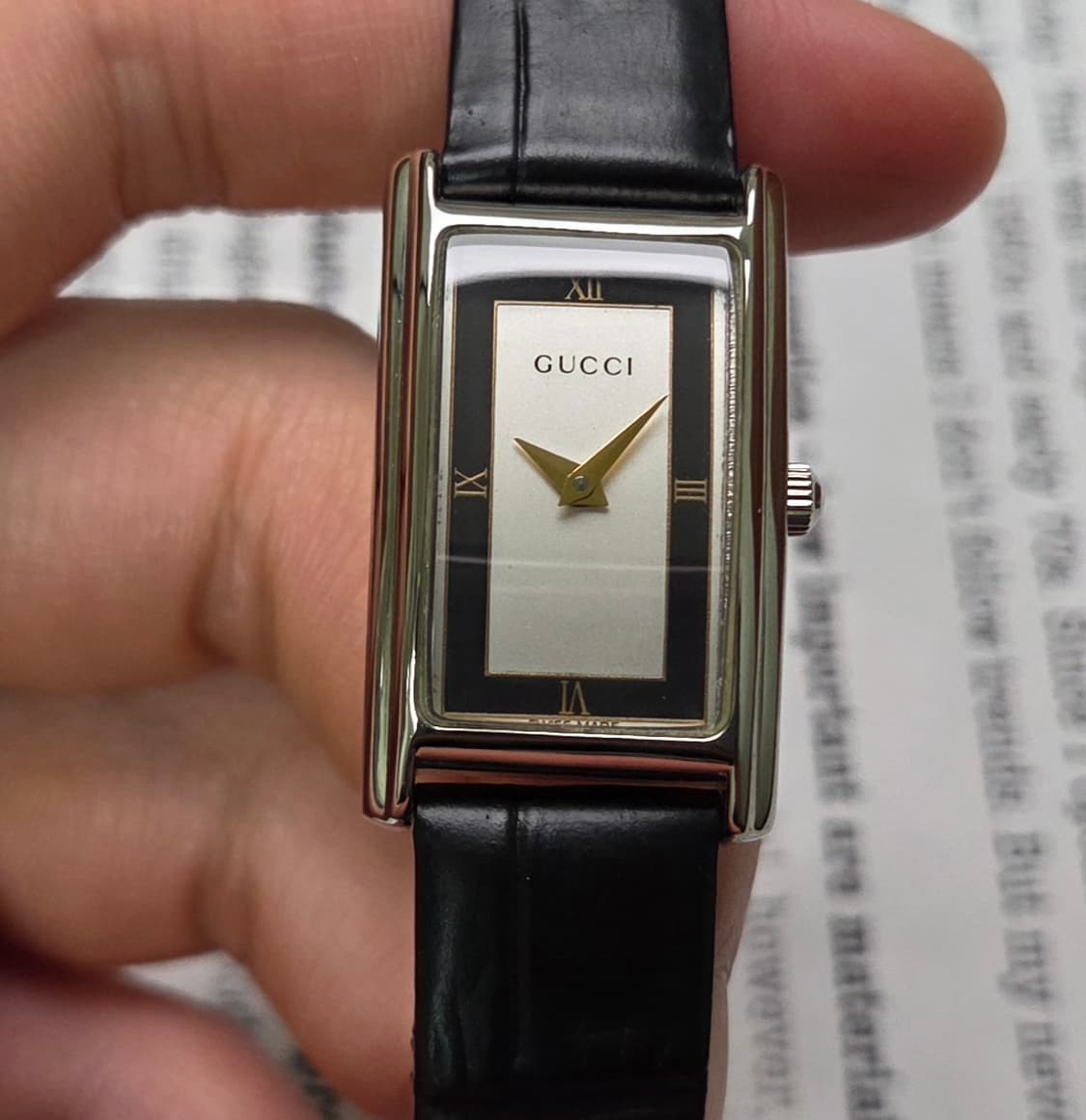 빈티지 구찌 사각탱크 2600L 칼침핸즈 블랙투톤 다이얼 여성용 쿼츠 상품이미지2