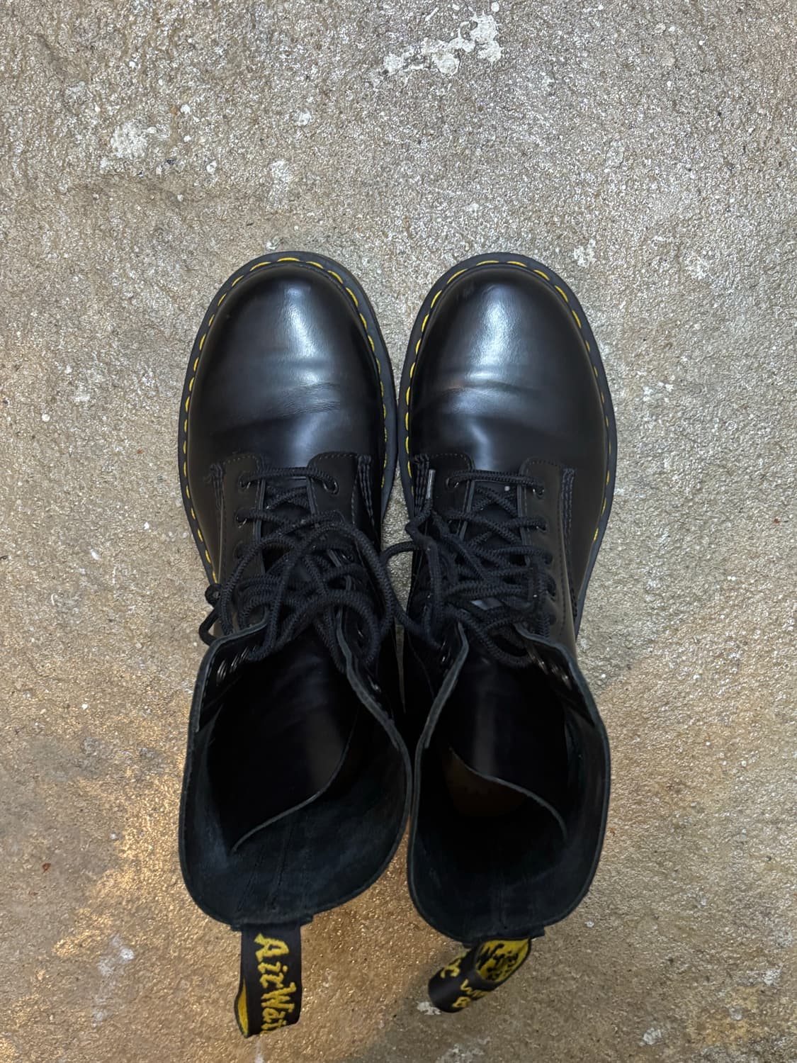 닥터 마틴 1490 스무스 블랙 10홀 상품이미지6