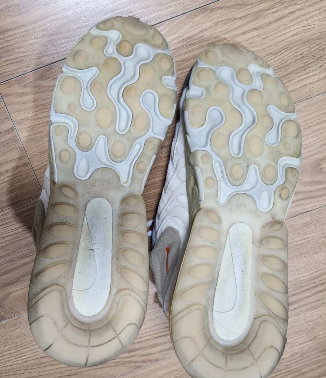 나이키 트레비스 스캇 에어 맥스 270 280사이즈 상품이미지3