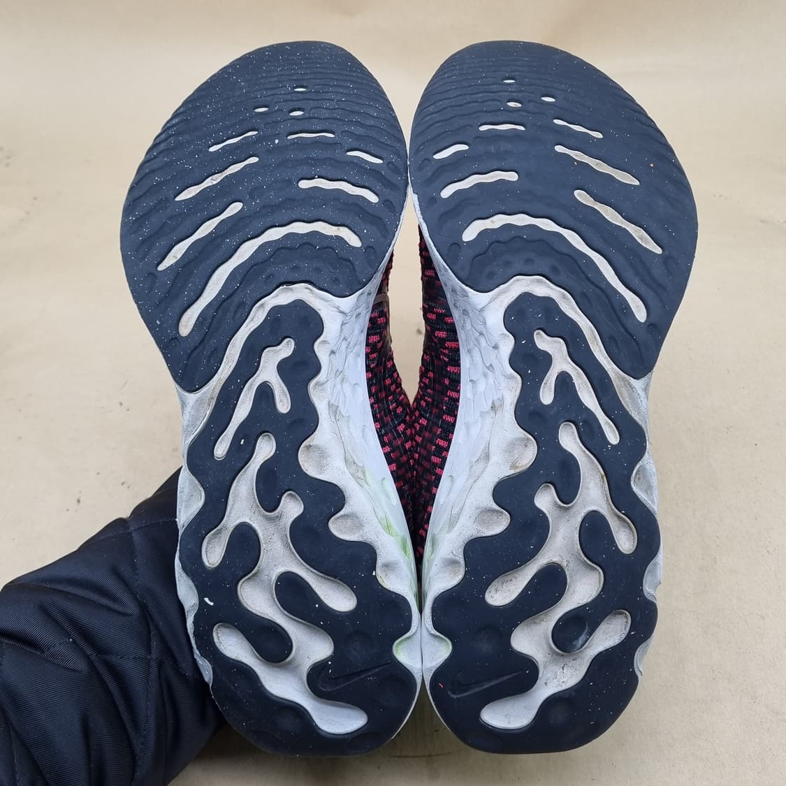 나이키 리액트 인피니티런 런닝화 280 상품이미지3