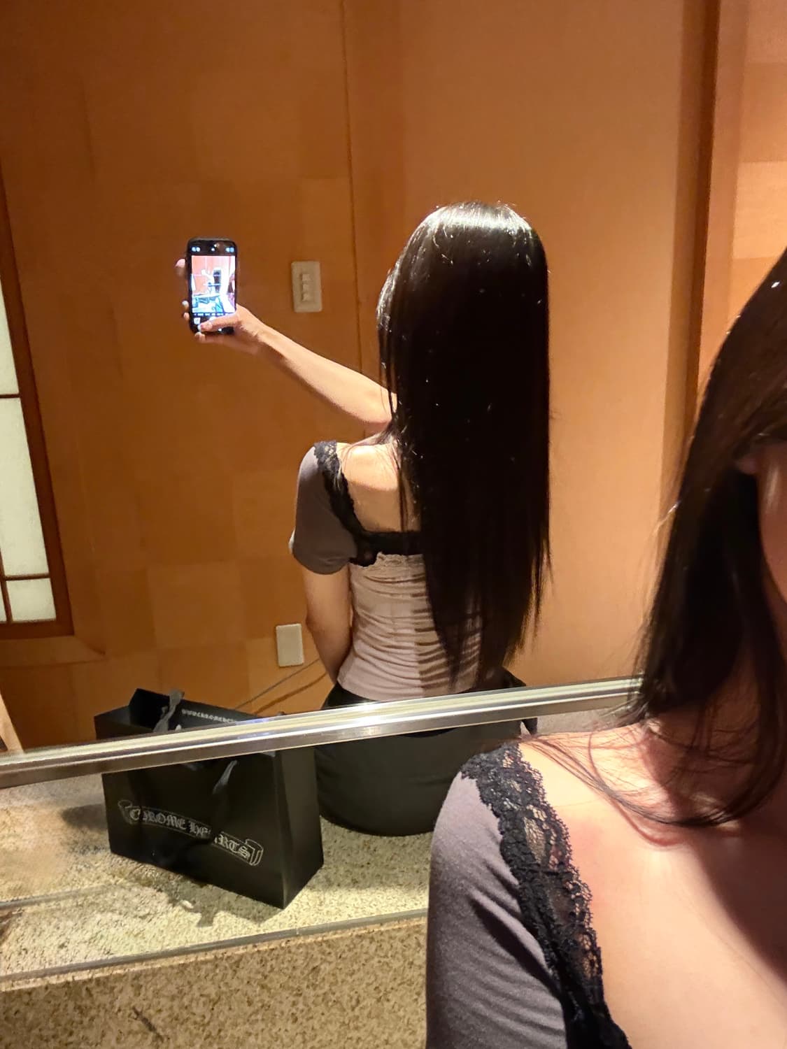 로즈드제이 레이어드 레이스 슬리브리스 탑 상품이미지2