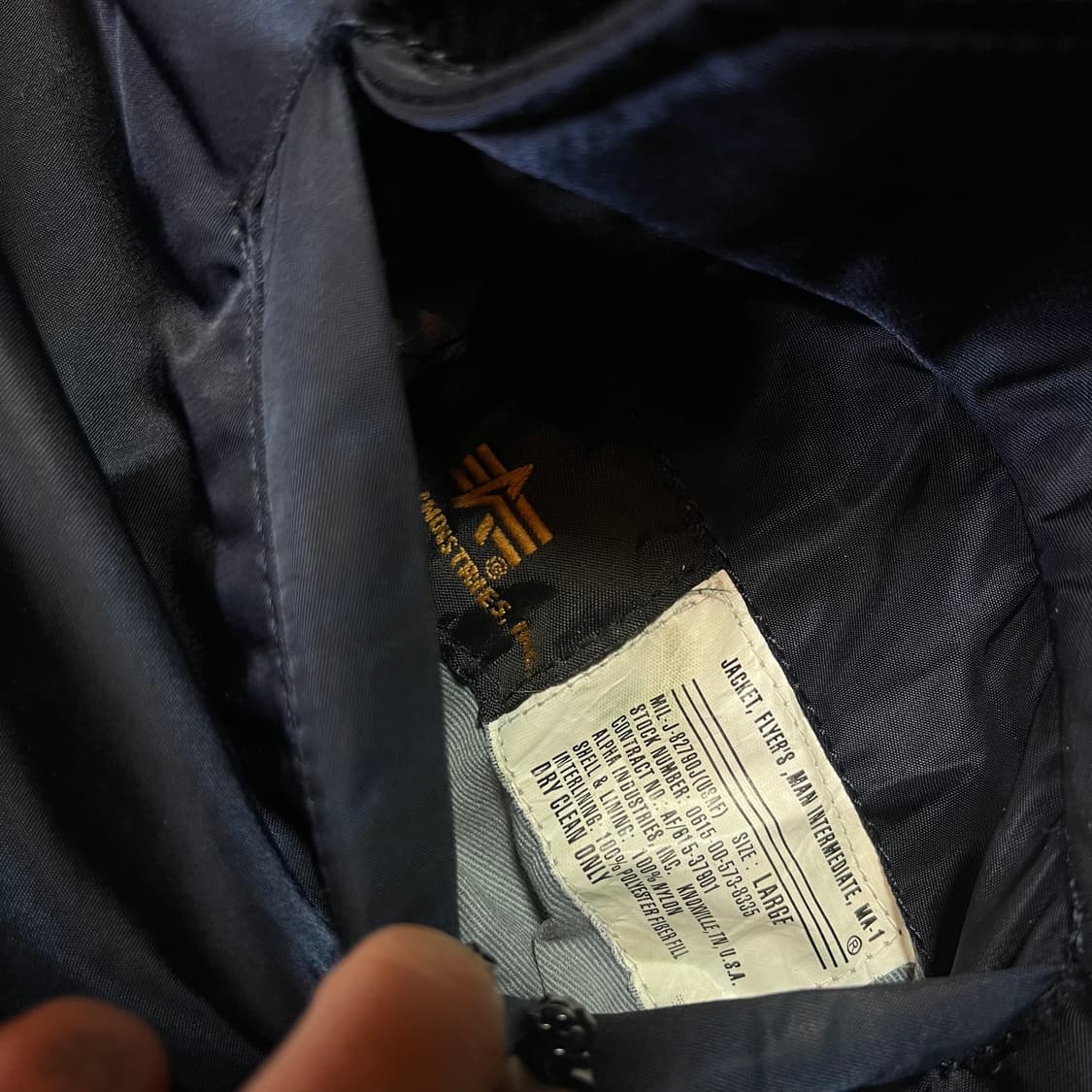 알파 인더스트리 MA-1 항공점퍼 상품이미지5