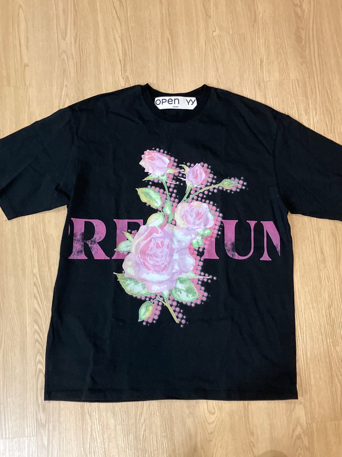 오픈와이와이 프리미엄 로즈 티셔츠 블랙  상품이미지3
