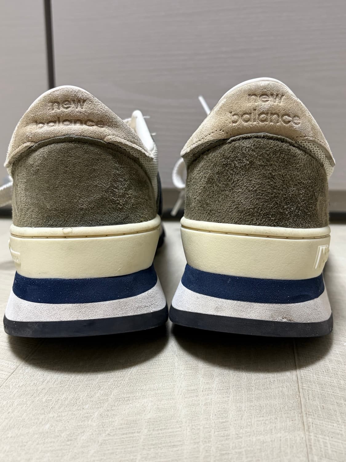 뉴발란스 990v1 올리브 265 판매합니다 상품이미지4