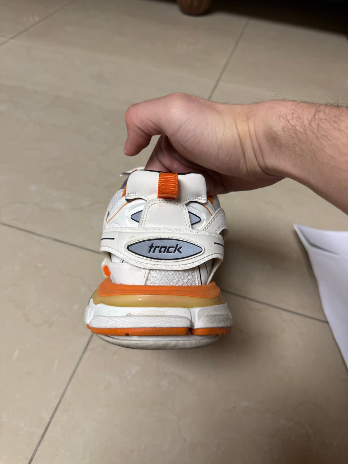 발렌시아가 트랙 44 흰주 상품이미지8