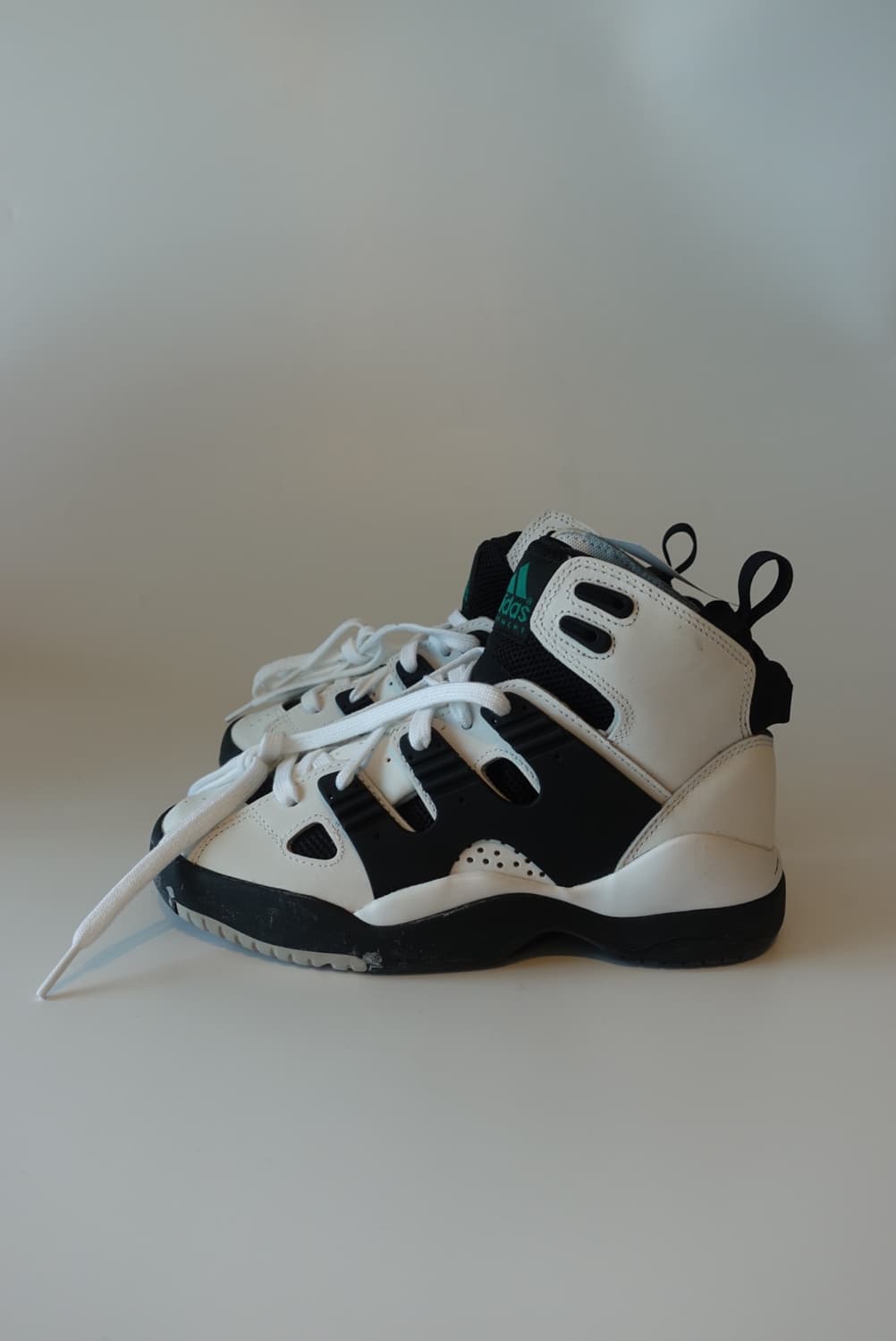 브랜드: 아디다스 (Adidas) 상품이미지3