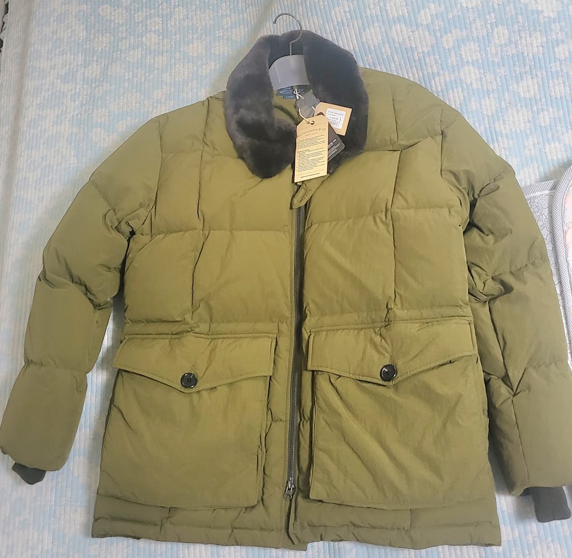 아웃스탠딩 다운 파카_올리브그린
(사이즈 L) 상품이미지6