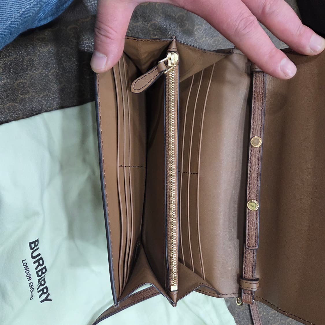 버버리 헨리 체인 크로스 상품이미지5