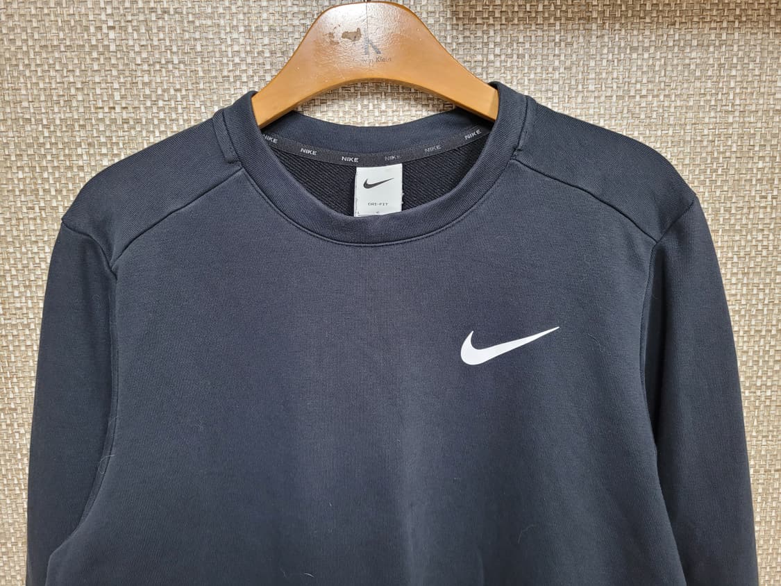 L 100사이즈 나이키 드라이핏 맨투맨 상품이미지2