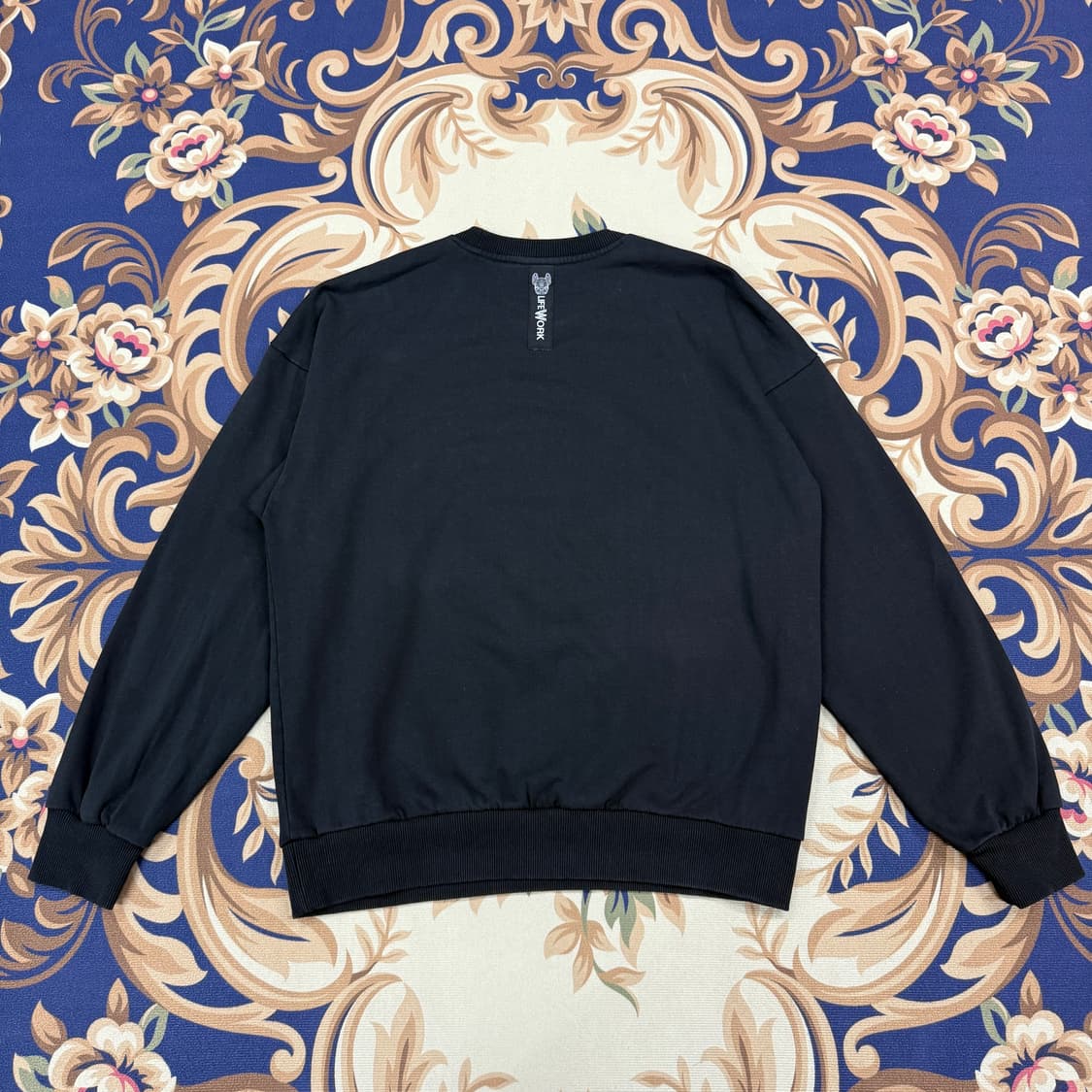 (M)라이프워크 Lifework 빅로고 맨투맨(블랙) 상품이미지4