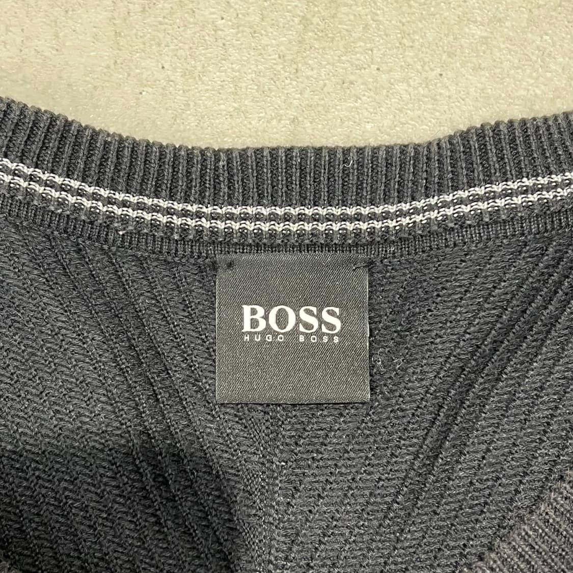 휴고보스 로고자수 니트 s09236 상품이미지6