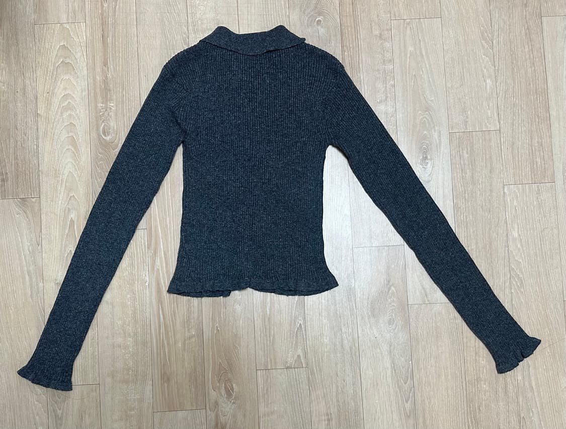 세릭 Eyelet Shirring Collar Knit Charcoal 상품이미지4