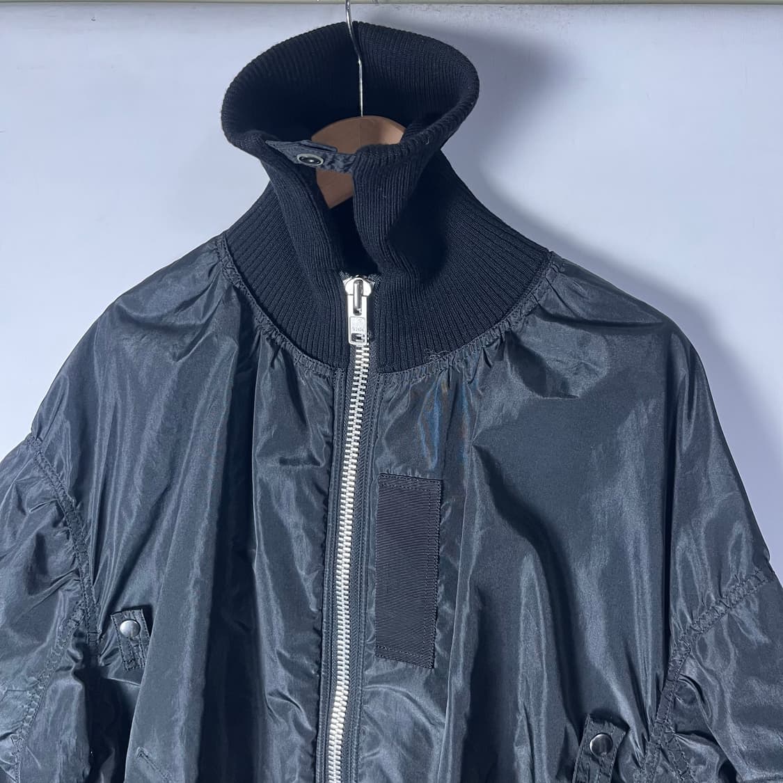 [sacai] 사카이 투웨이 지퍼 디테처블 하이넥 믹스 봄버자켓 상품이미지7