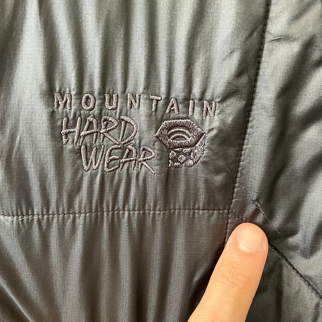 303 마운틴하드웨어 경량자켓 상품이미지8