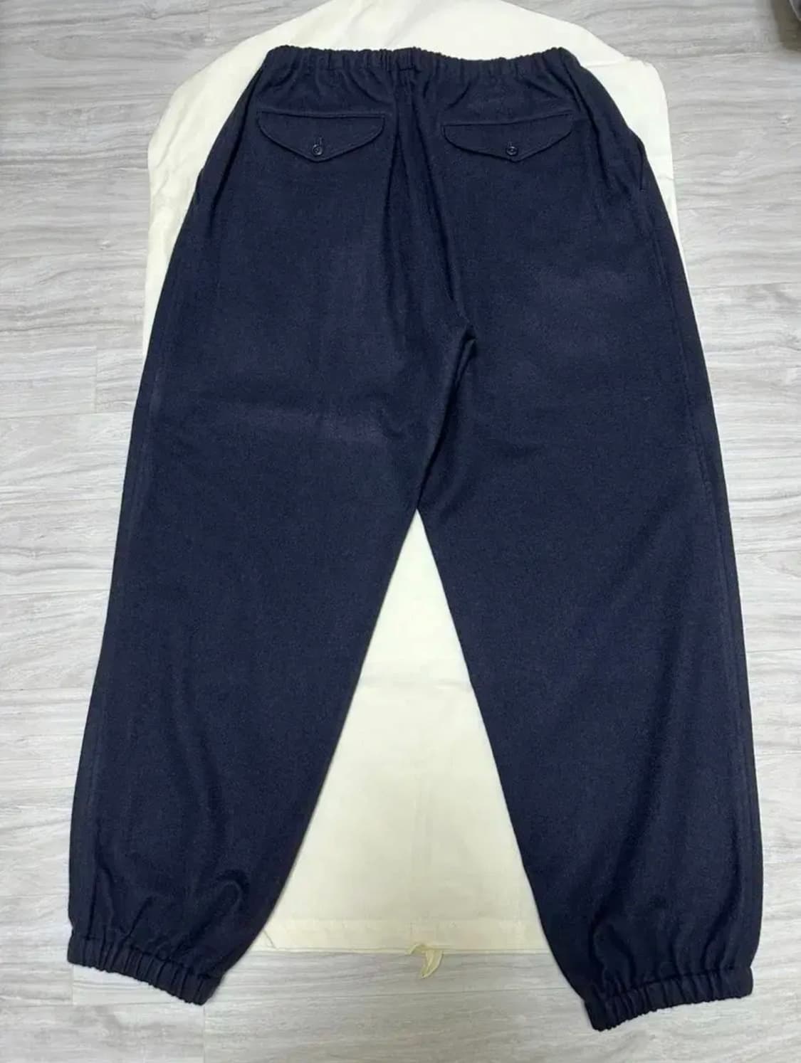 [2] 코모리 캐시미어 드로스트링 팬츠 상품이미지3