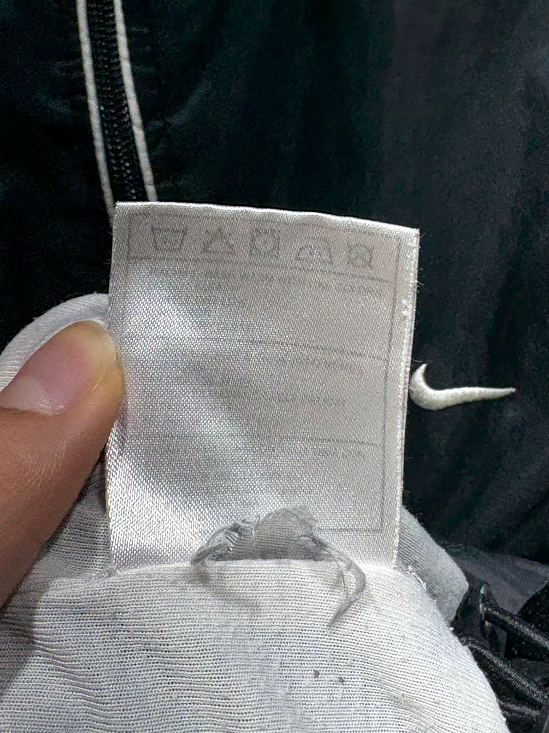 L 나이키 미니스우시 파이핑 블랙 바람막이 상품이미지6