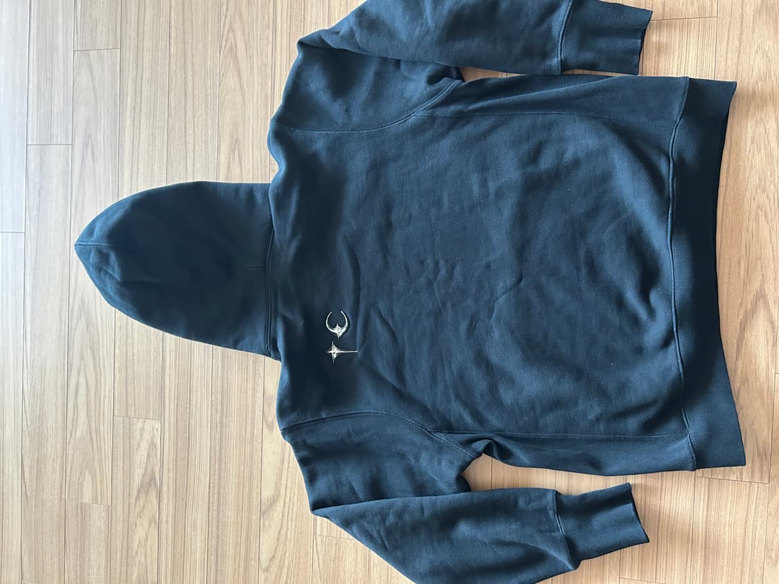 떠그클럽 엠블럼 후드티 상품이미지9