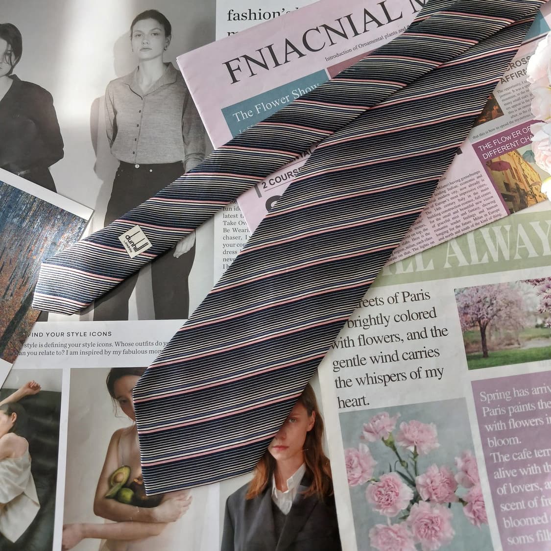 던힐 실크 네이비 스트라이프 넥타이 9cm A+등급 A19533
 상품이미지5