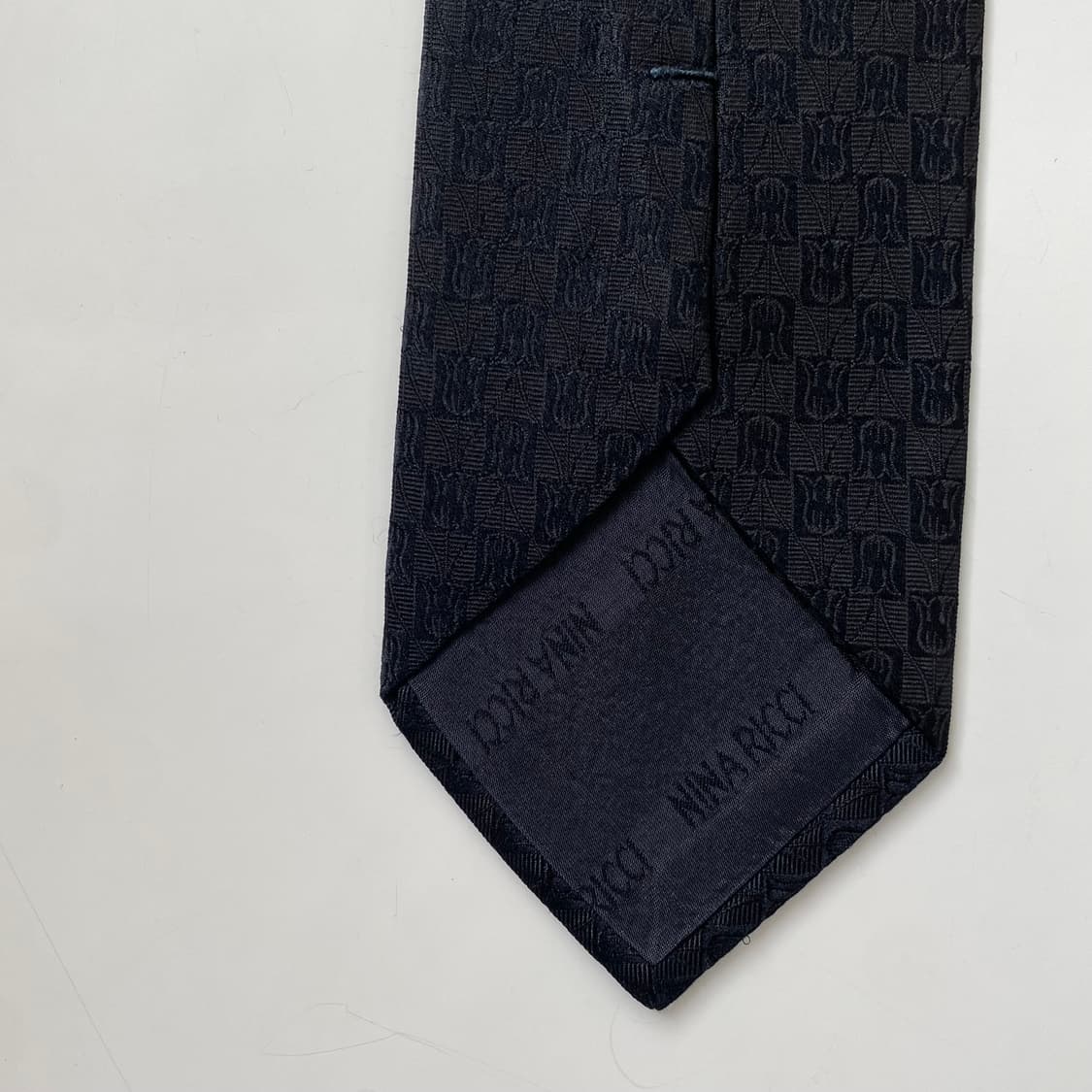 니나리치(NINA RICCI) 블랙 명품 정품넥타이 상품이미지6