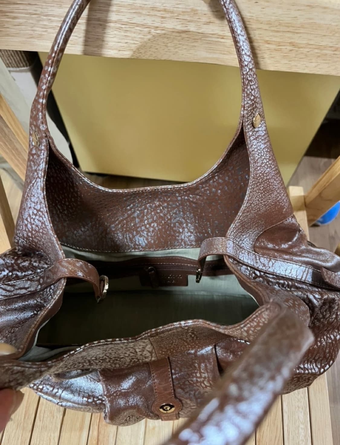 [새상품] 불가리 찬드라 숄더백 상품이미지6