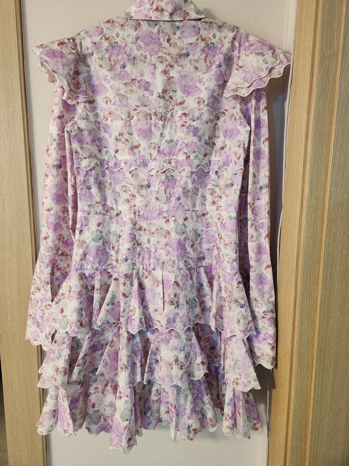 앤아더스토리즈 수잔팡 티어 미니 드레스 상품이미지4