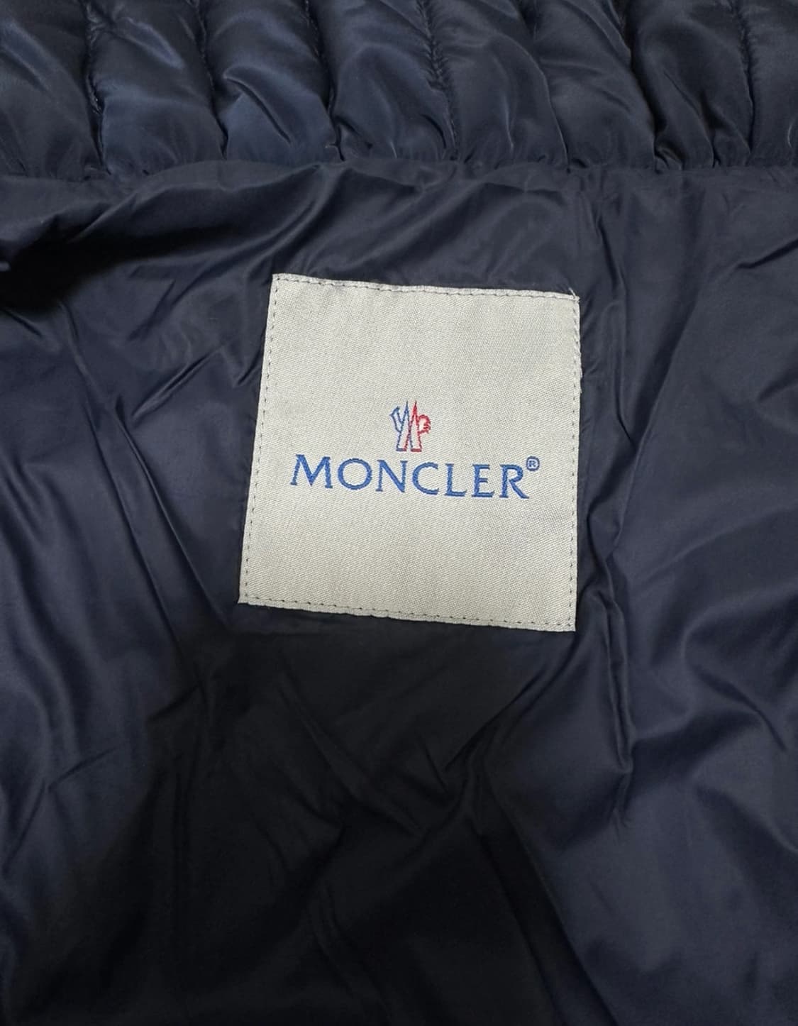 몽클레어 몽클레르 여성패딩 구스점퍼 아우터 상품이미지3