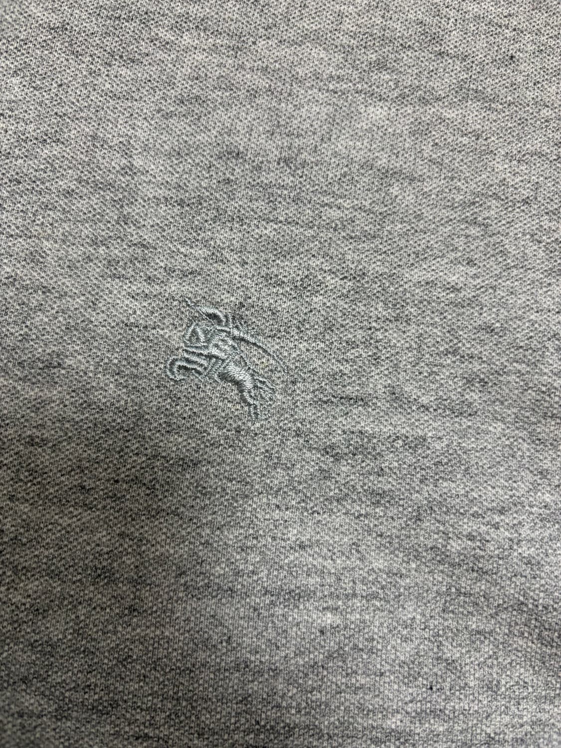 M) 버버리 브릿 반팔 카라 티셔츠 회색 새상품급 상품이미지3