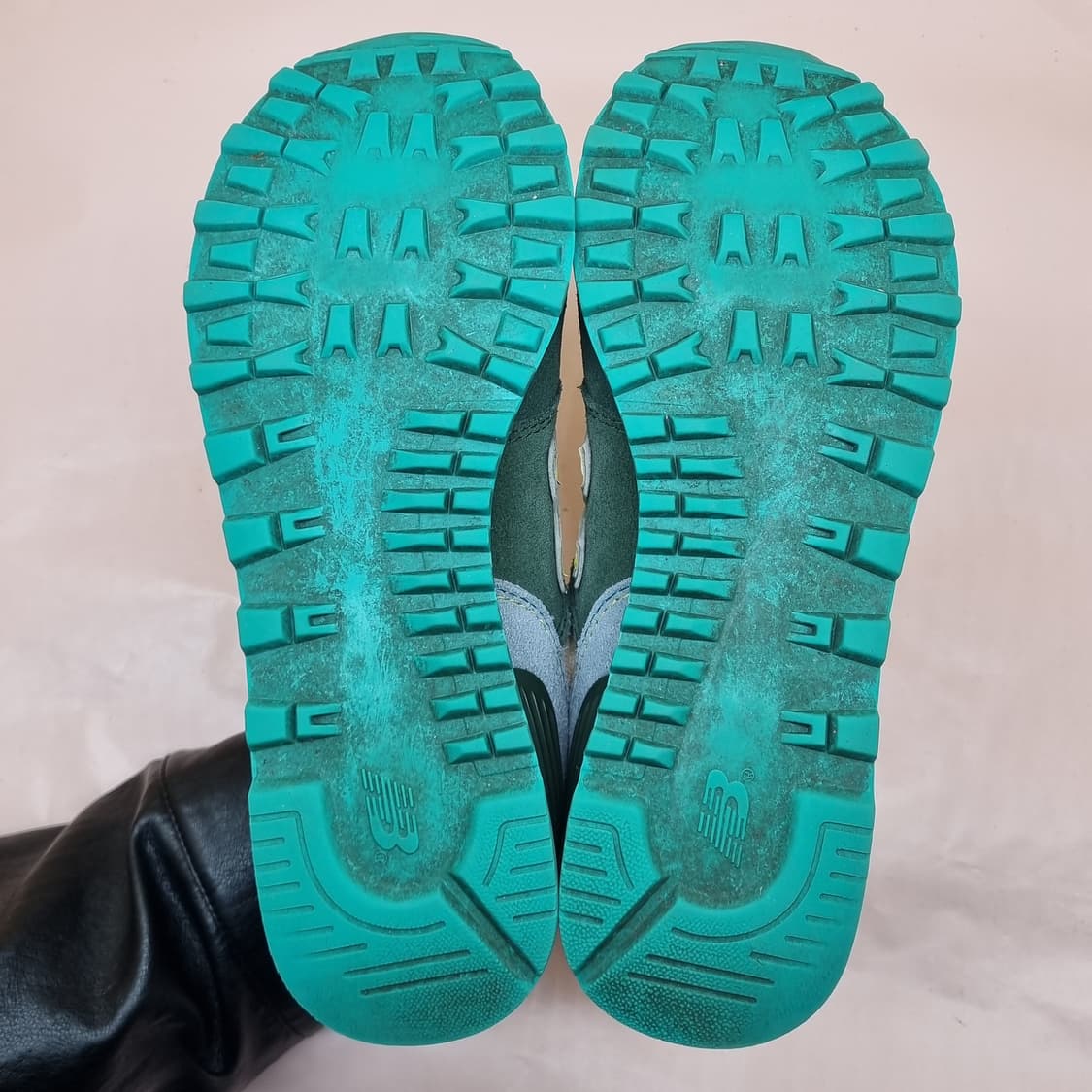 뉴발란스 574 그린 여성 운동화 240 상품이미지3