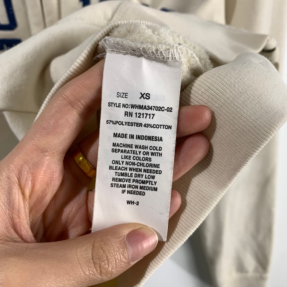 후아유 y2k 와투케 아이보리 후드집업 상품이미지5