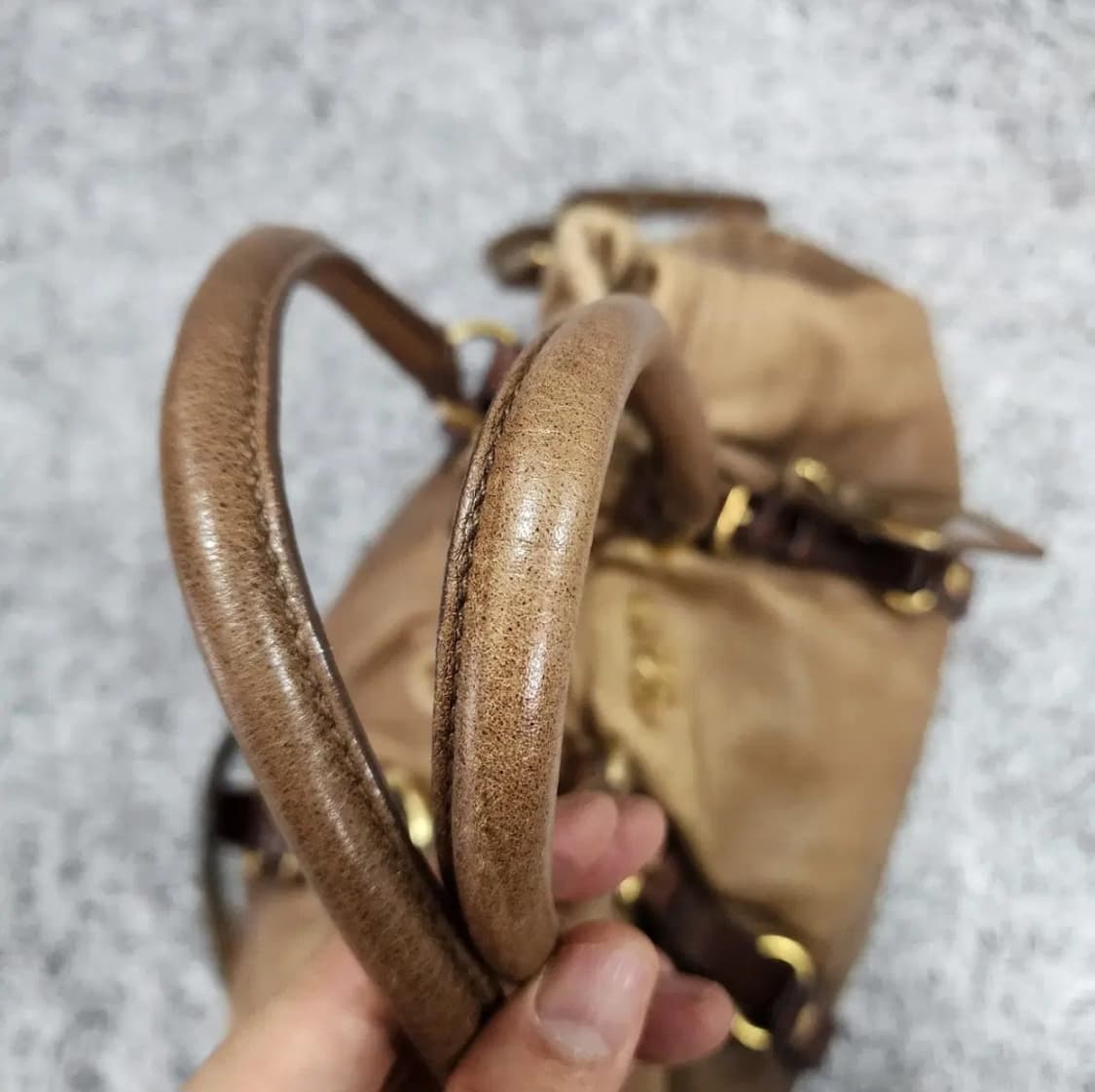 프라다 레더 숄더백 상품이미지7