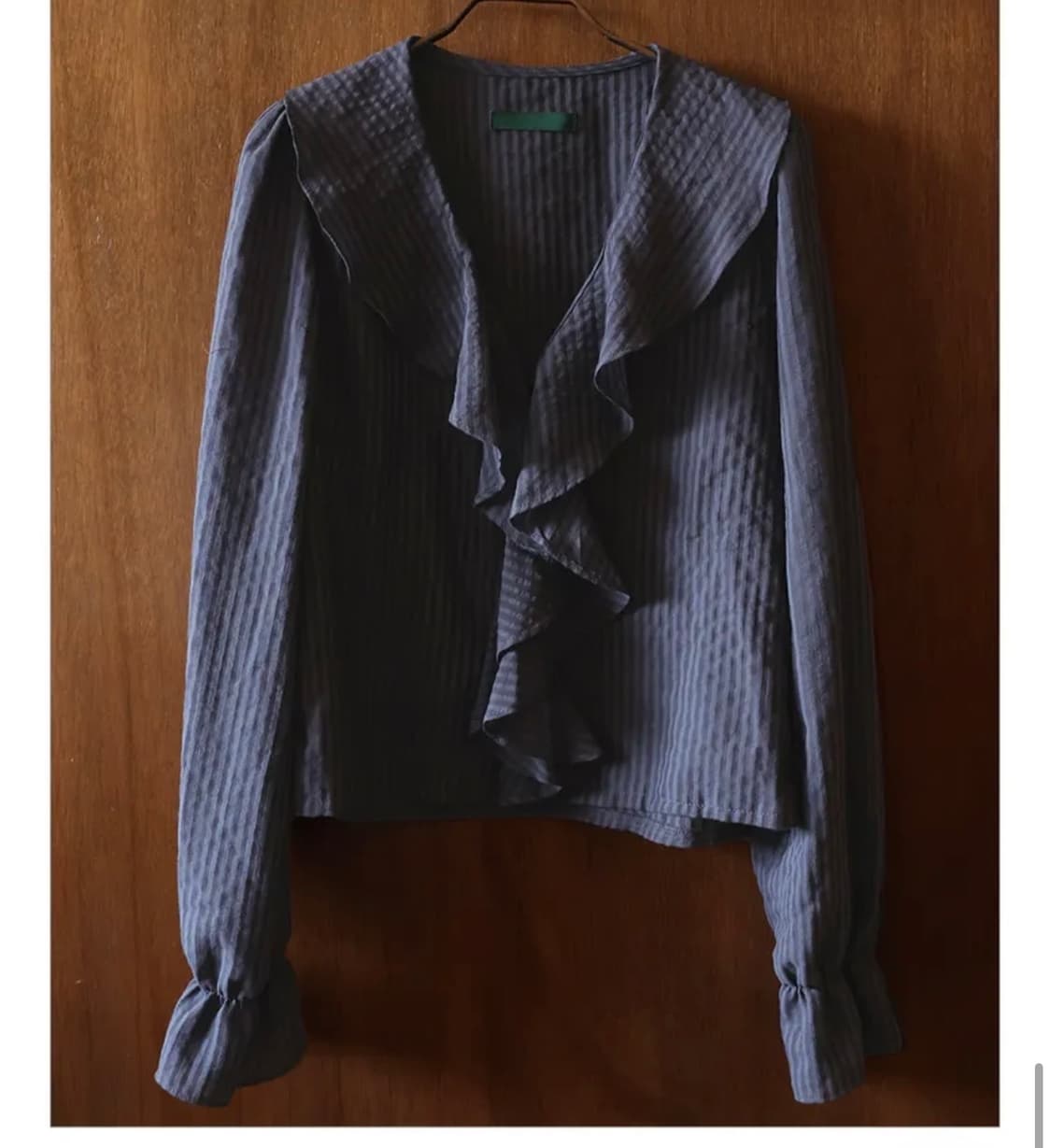 스트라이프 러플 블라우스 자라 cos 상품이미지1