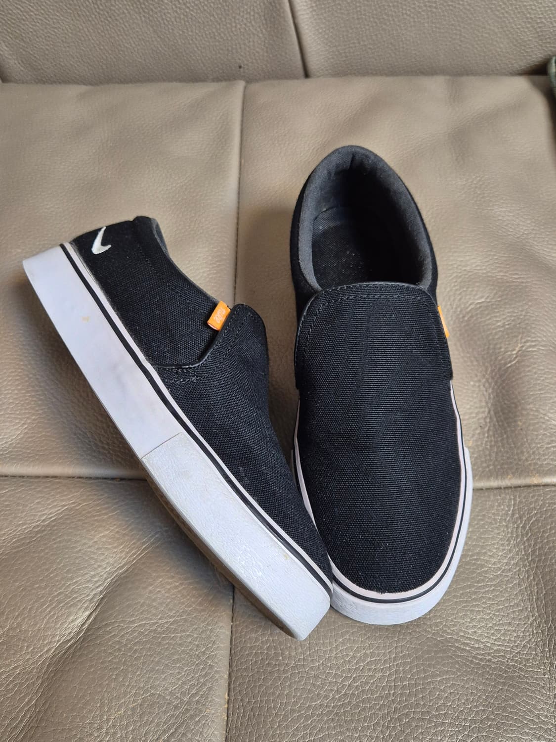 나이키 코트 로얄 슬립온 여자 230 상품이미지1