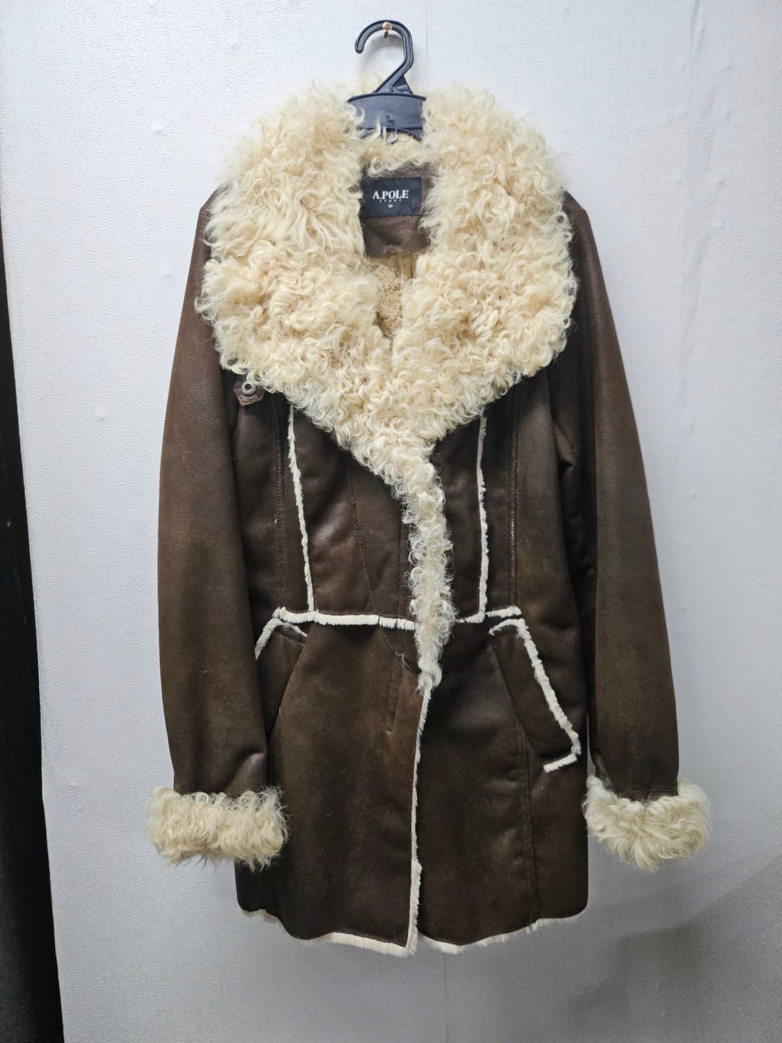 A.POLE 무스탕 코트 브라운 90 상품이미지1