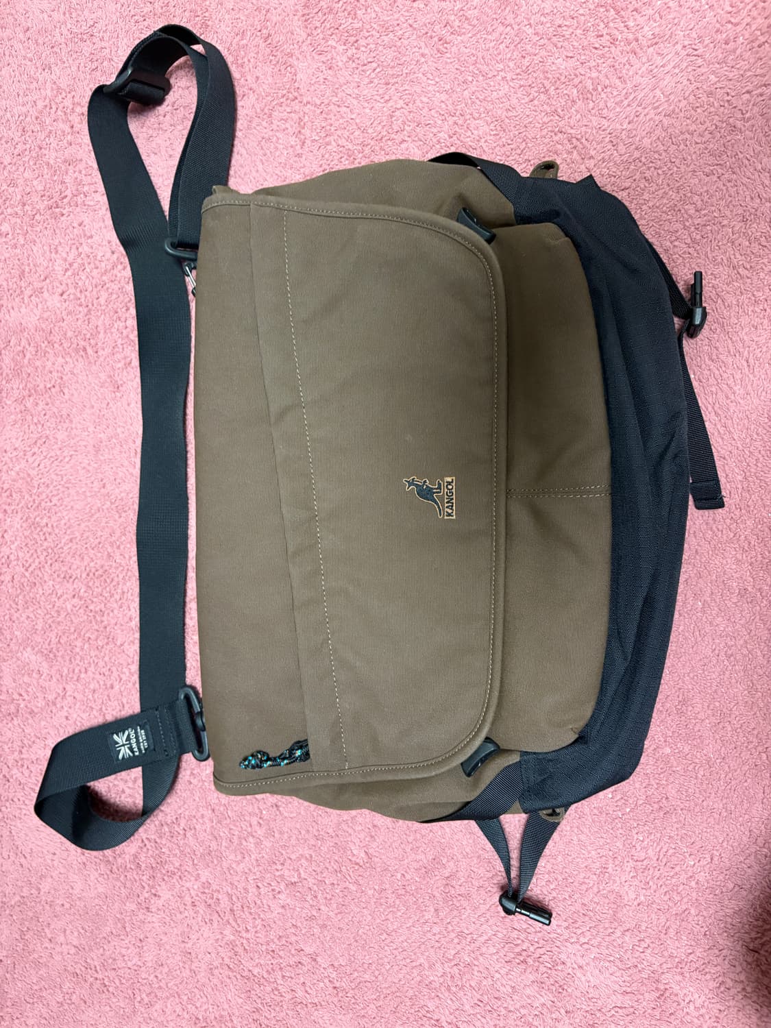 캉골 브라운 크로스백 상품이미지1