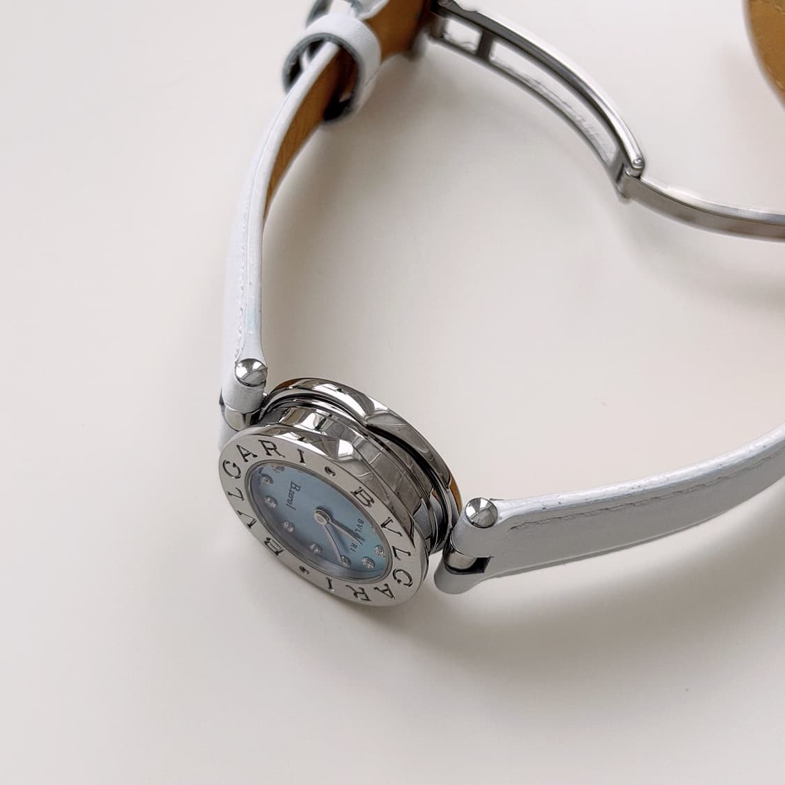 불가리 비제로원 블루 쉘 다이아 시계 상품이미지9