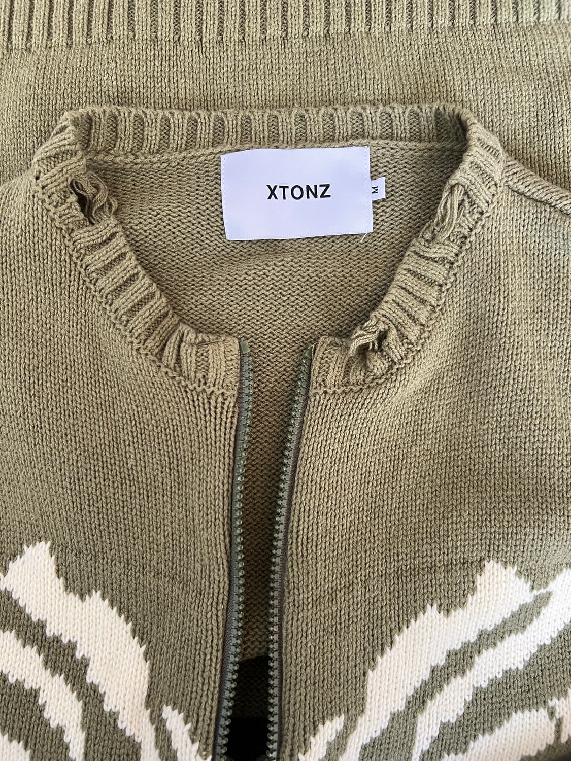 엑스톤즈 XTONZ 남성 카키 니트집업가디건 그린지니트 상품이미지5