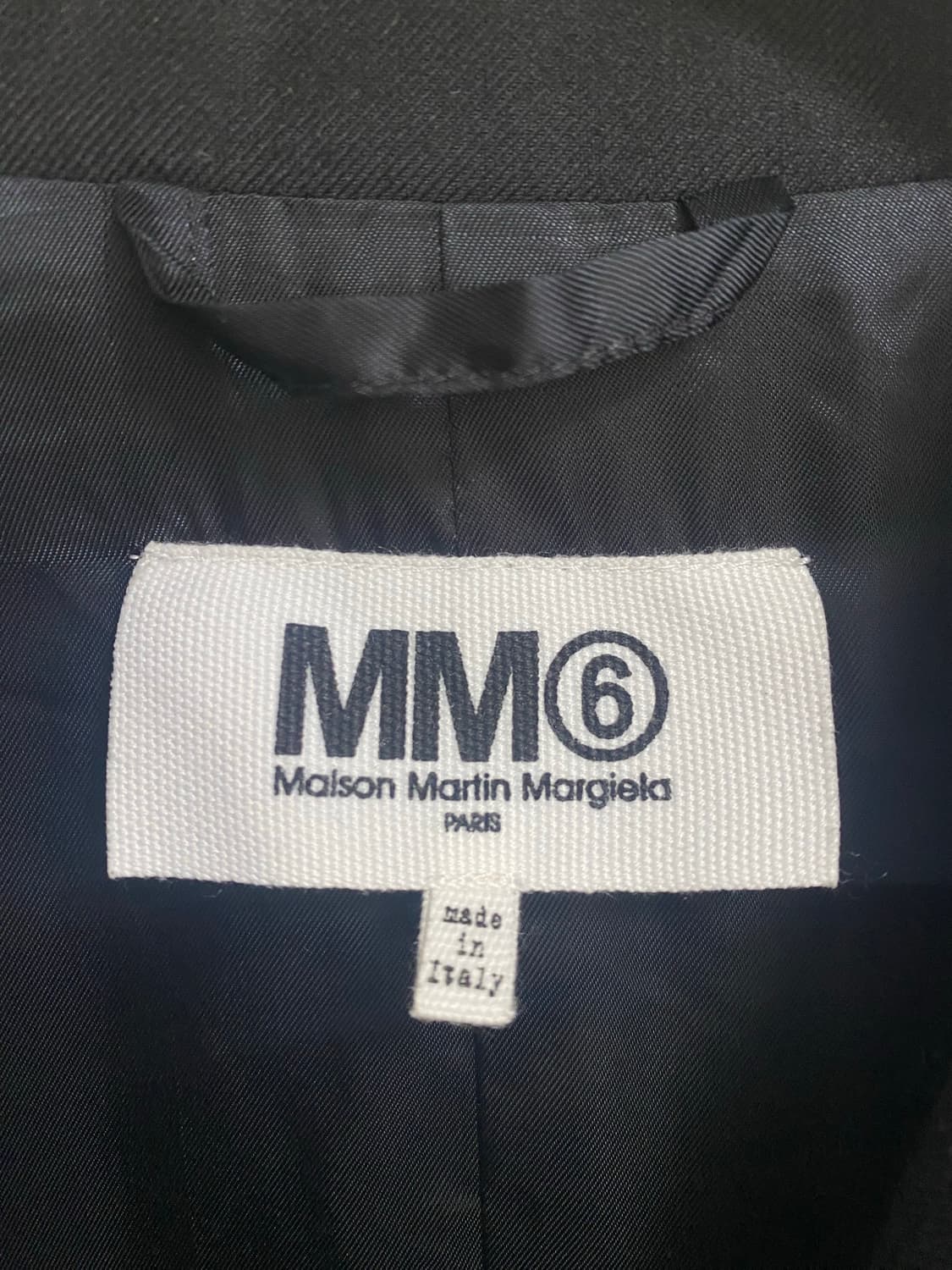 MM6 블랙 투턱 원버튼 싱글 블레이저 상품이미지3