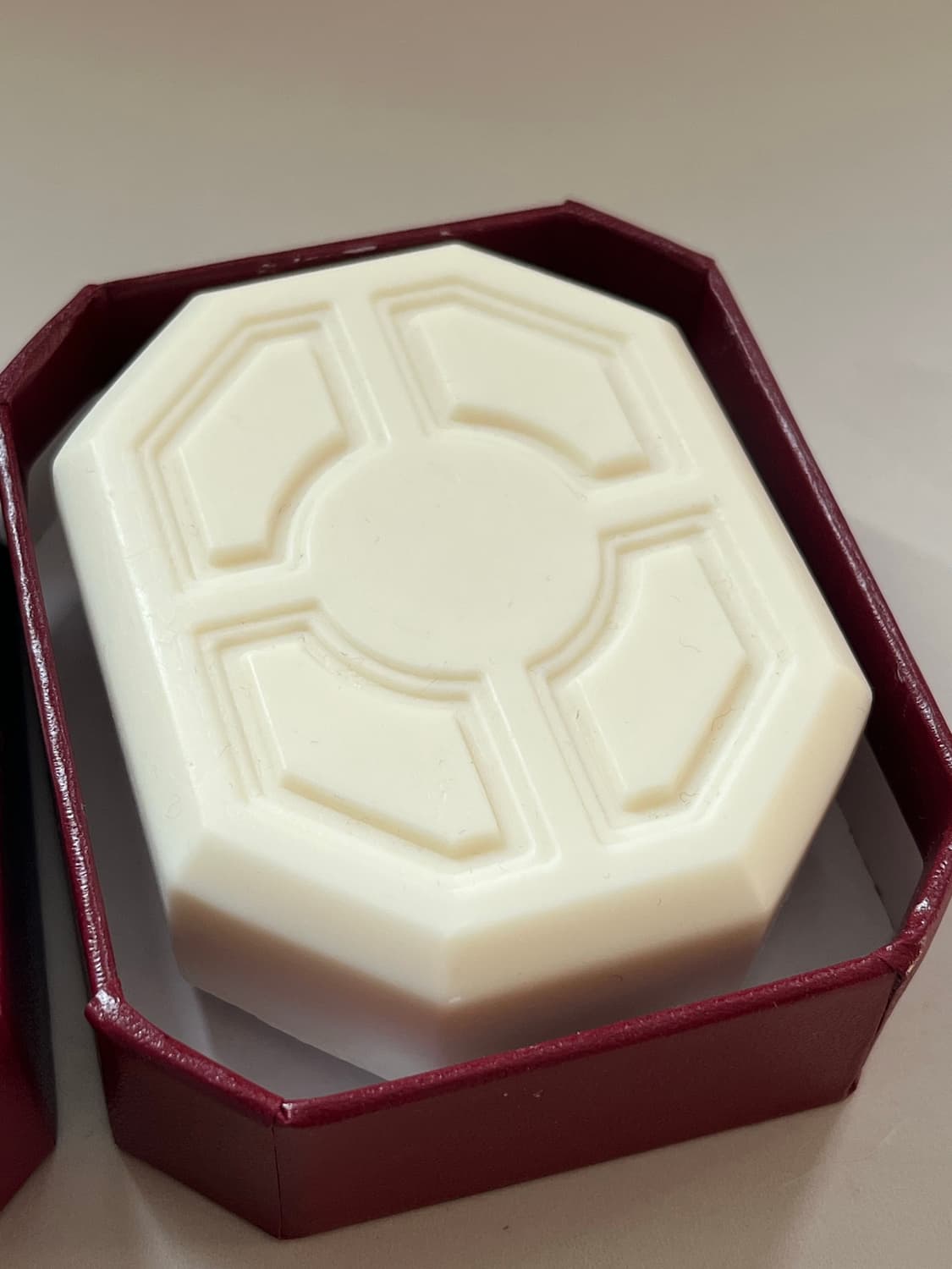 불리 바디비누 이리 드말트(목욕하는여인) 상품이미지3