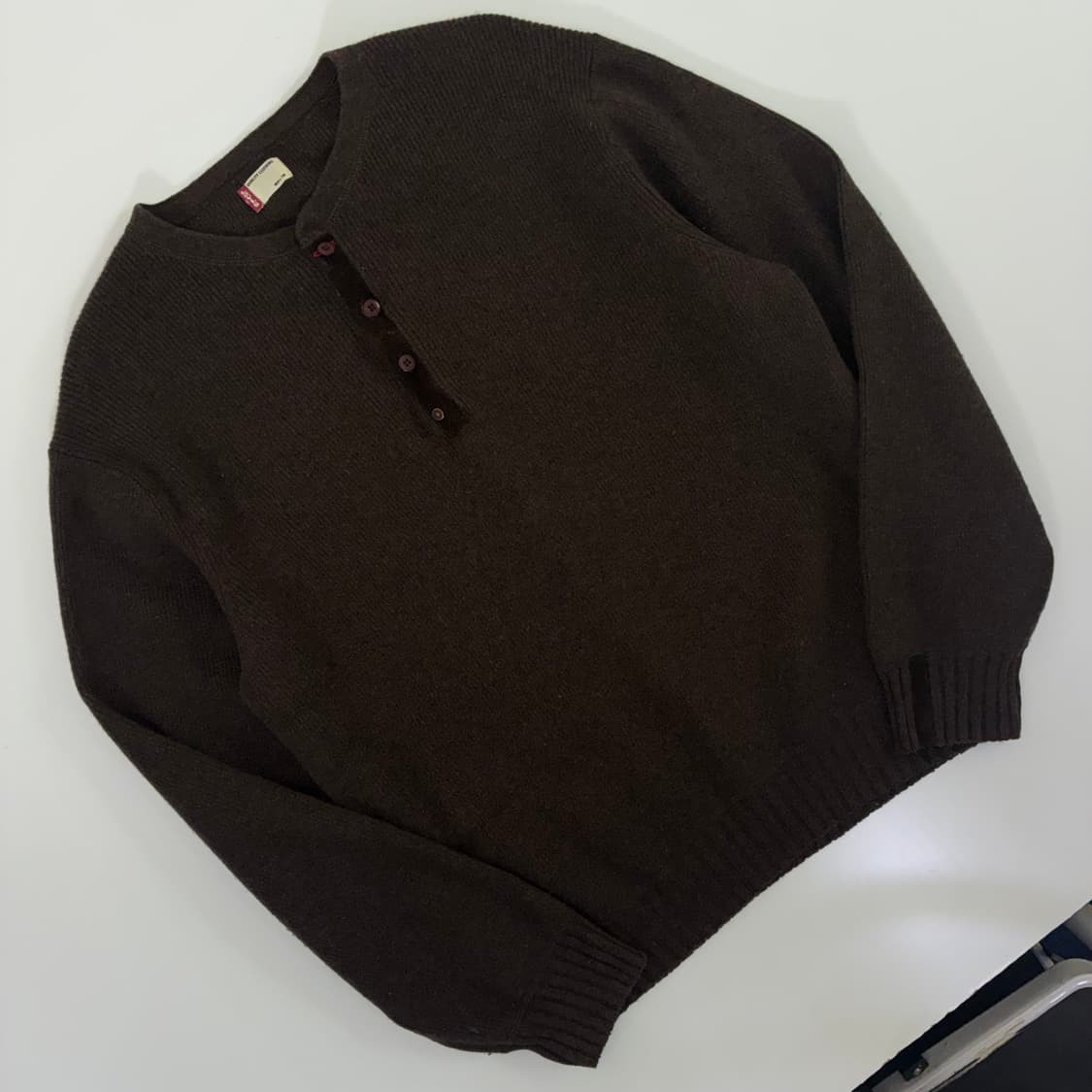 Levi‘s  리바이스 90,s 레드탭 헨리넥 하프버튼 니트 상품이미지2