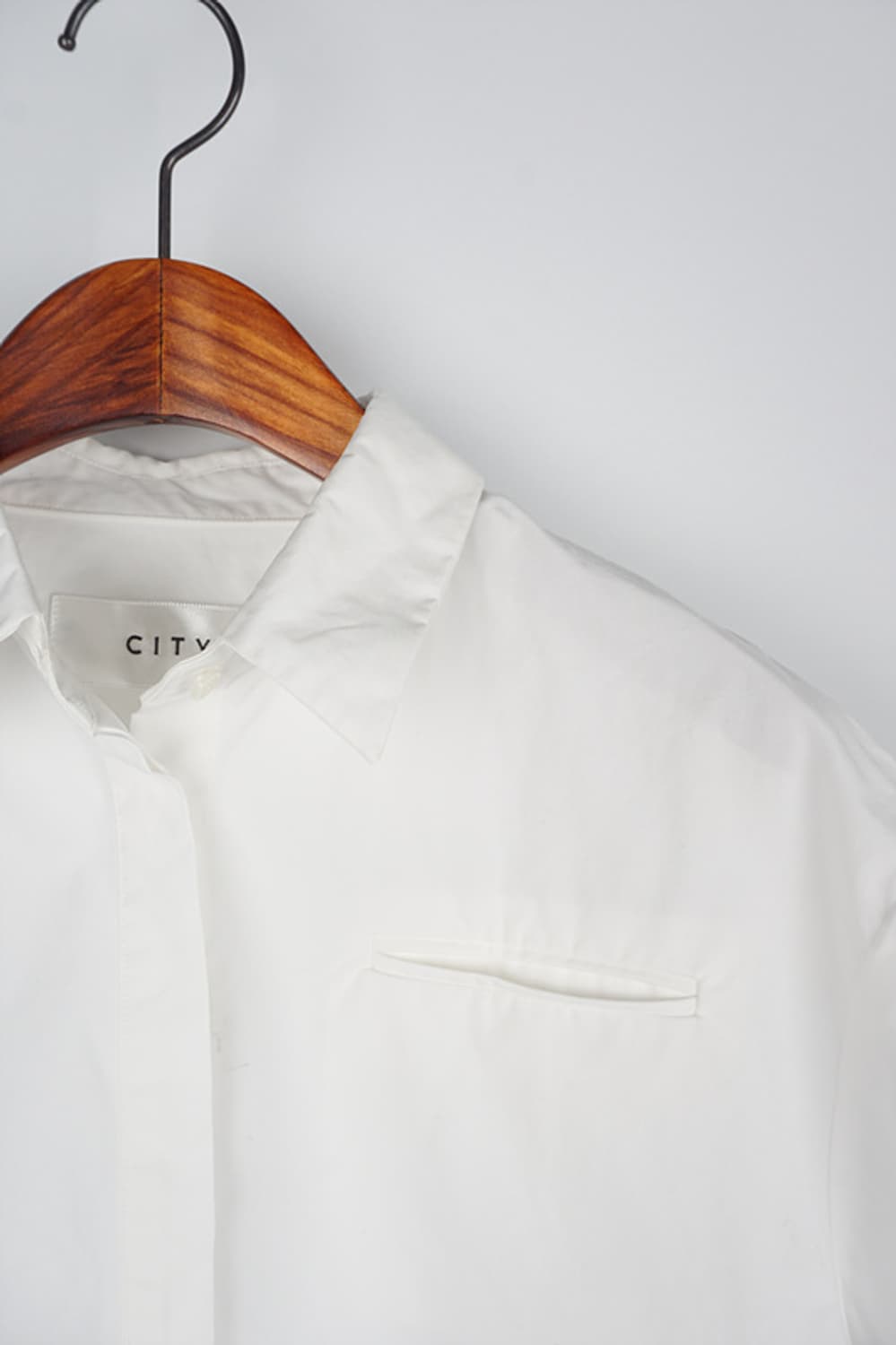 CITY by STUDIOUS cropped shirt 상품이미지3