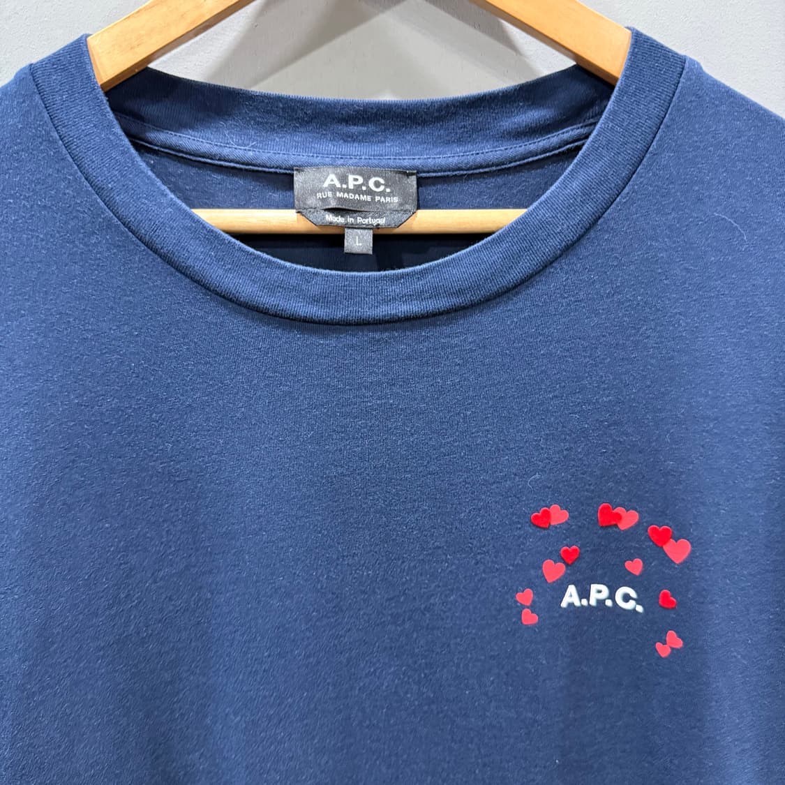L 아페쎄 APC 발렌타인 아모 하트 반팔 티셔츠 상품이미지2