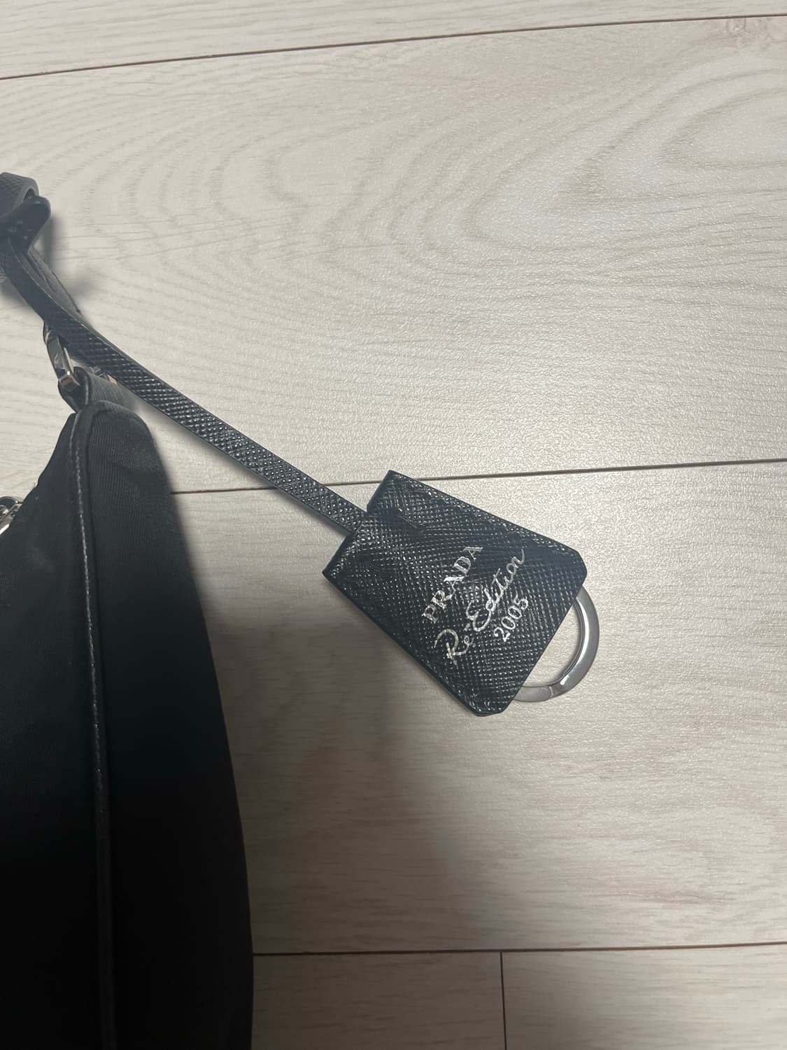 프라다 리나일론 호보백 상품이미지3