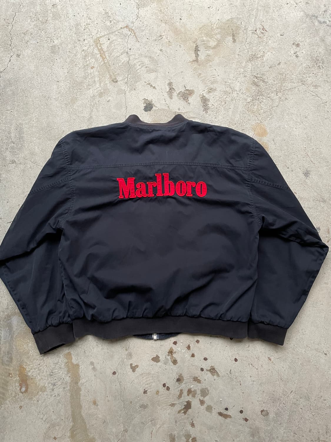 90s Marlboro Reversible Bomber Jacket 상품이미지3